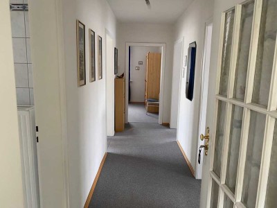 Helle 3-Zimmer Wohnung mit Balkon in Tettnang