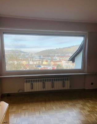 Helle 4 Zimmer Wohnung mit bezaubernden Blick auf die City