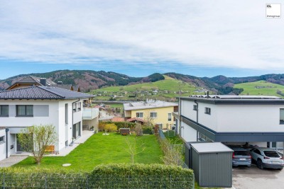 Elegante, großzügige Gartenwohnung in Ausblicklage