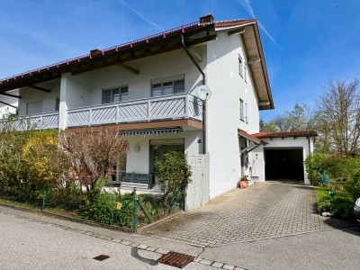 GERÄUMIGE DOPPELHAUSHÄLFTE MIT GARTEN, TERRASSE UND GARAGE ZUR MIETE IN BURGHAUSEN !!!