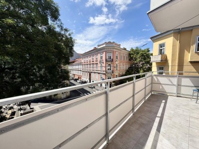 Schießstattgasse! Helle 1-Zimmer-Wohnung mit Westbalkon nahe Stadtzentrum