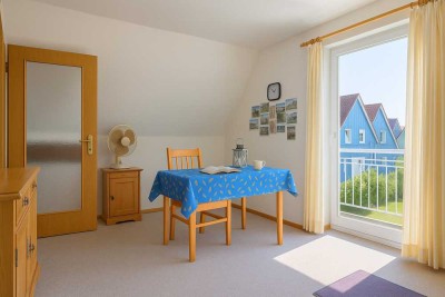 Vermietete 2-Zimmer-Wohnung mit Einbauküche und Balkon – nur wenige Schritte von der Nordsee.
