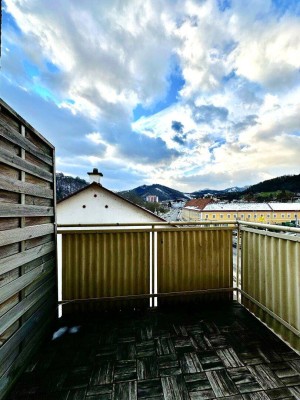 *MODERN SANIERT* I ZENTRALE LAGE I BALKON I CARPORT OPTIONAL I HAUSTIERE WILLKOMMEN I DUSCHE I WG TAUGLICH I AB SOFORT VERFÜGBAR I PROJEKT WOHNEN I