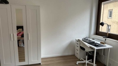 WG -Zimmer - möbiliert in zentraler Lage