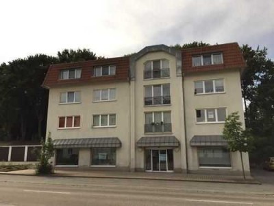 Großzügige 1,5-Zimmer mit Laminat, Stellplatz und Wannenbad zum Toppreis!