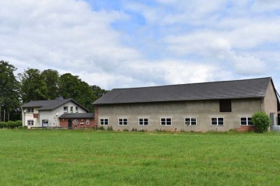 Viel Platz für Tierhaltung/Gewerbe oder Hobby auf 1,3ha Land