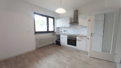 Gepflegte 1-Zimmerwohnung mit Einbauküche in KA-Grünwinkel/Nähe Entenfang!
