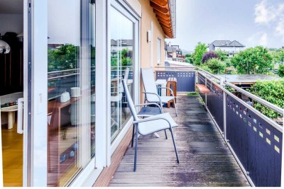 Hochwertige Etagenwohnung mit Balkon und Stellplatz