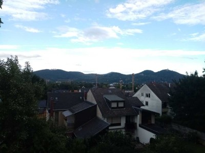Helle 5-Zimmer-DG-Wohnung mit Ausblick ins Siebengebirge