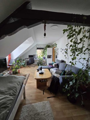 1-Zimmer Dachgeschosswohnung in Gauting