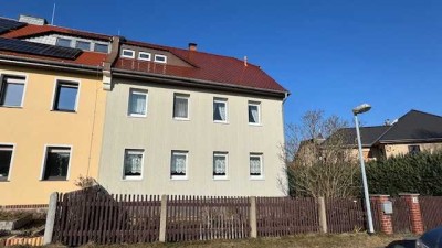 Solides Einfamilienhaus auf hübschem Grundstück in grüner Ostritzer Randlage mit guter Anbindung