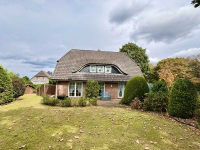 Ansprechendes Einfamilienhaus mit schönem Garten in ruhiger Lage