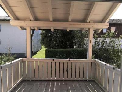 Helle 2 Zimmer 1 OG-Wohnung zu vermieten mit Südbalkon