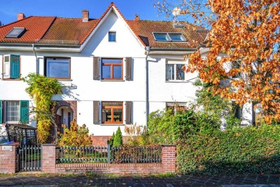 Hanau-Kesselstadt: Charmantes Reihenmittelhaus mit Garten in ruhiger und zentraler Lage