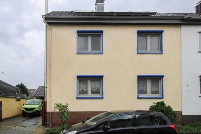 Eigenheim mit Garten inkl. Werkstatt, großer Garage und Innenhof