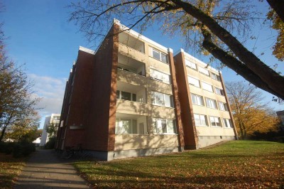 Stilvolle 4 Zimmerwohnung mit Balkon in grüner Lage von Wolfsburg-Detmerode