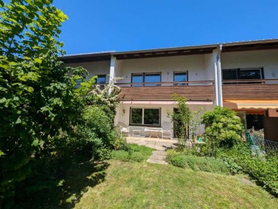 Familienidyll in bester Lage (Isarnähe) - Reihenmittelhaus mit Garage und Stellplatz