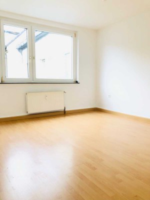 2-Zi.-frisch renoviert in City Nähe