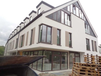 BUCHBERGER Immobilien 3 Zi.-Wohnung mit Südbalkon mit Einbauküüche