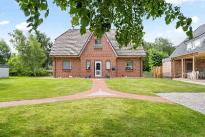 Friesenhaus mit Charme auf traumhaftem Grundstück