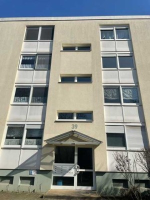 Erbpachtgrundstück! Helle, geräumige 4-Zimmerwohnung