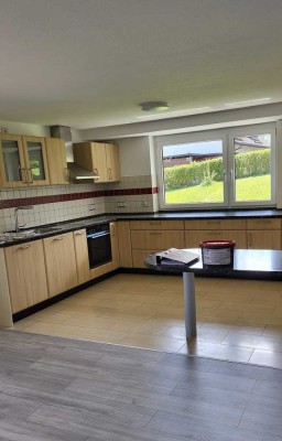 Schöne 3 Zi Wohnung mit tollem Garten in VS-Pfaffenweiler
Massivbau