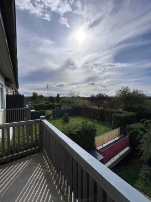 Wunderschöne 2 Zimmer-Westbalkon-Wohnung im grünen Barbing