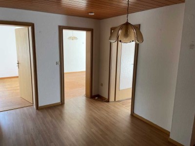 Gepflegte 3-Zimmer-Wohnung im 3. OG mit Balkon in Bogenhausen