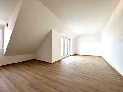 Hochwertige 4-Zimmer Dachgeschosswohnung mit ruhiger Dachterrasse zum Erstbezug