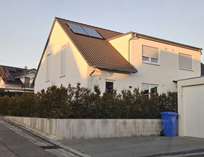 Moderne Doppelhaushälfte mit Garten, Terrasse und Garage in ruhiger Lage - Baujahr 2023