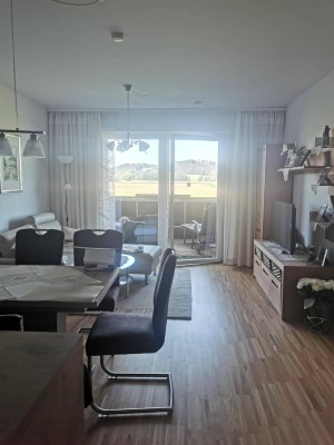 Zentral, ruhig mit Lift, provisionsfrei, Seenähe