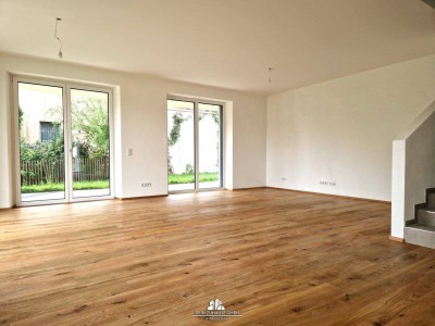 DEIN ZUHAUSE mit Blick auf Traunsee und Traunstein TOP B
