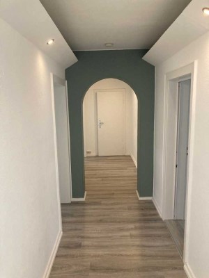 Helle und zentrale 2 Zimmerwohnung mit EBK