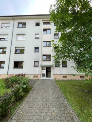 Modernisierte 1-Zimmer Erdgeschosswohnung mit Balkon