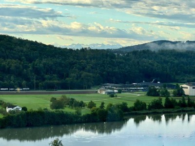 Dachgeschoßwohnung mit Rheinblick und Alpenpanorama
