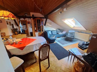 2,5-Zimmer-DG-Wohnung in Pforzheim