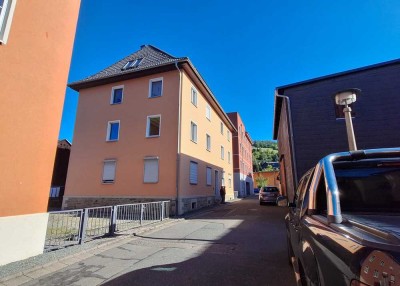 Gemütliche 2-Raum-Eigentumswohnung mit Garage in ruhiger Lage von Probstzella