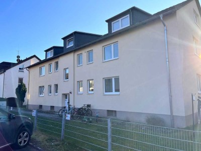 Neu renovierte 3 Zimmer Wohnung in Paderborn-Schloß Neuhaus