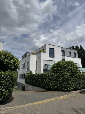 Sehr schöne Penthousewohnung in ruhiger Lage in Würselen