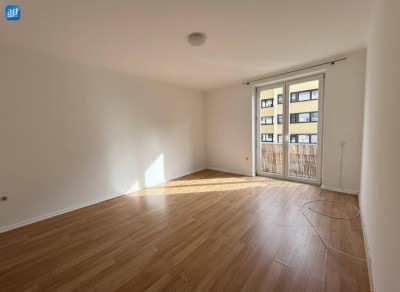 Sonnige 2 Zimmer Wohnung nähe Salzachkai!