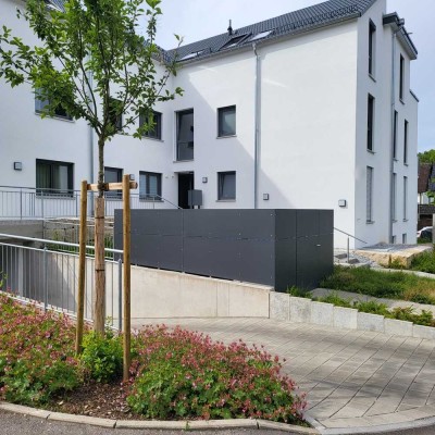 3-Zimmer-Wohnung mit Balkon, Einbauküche, Außenstellplatz – Neubauqualität!
