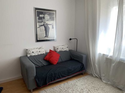 Sublet – All-Inclusive, voll möblierte 2-Z-Wohnung mit Garten im Herzen Neu Ulm , 20.8 -01.11