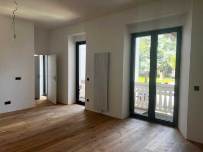 Geschmackvolle 3-Raum-Wohnung mit gehobener Innenausstattung mit Balkon in Karlsruhe