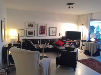 Königsdorf, Bestlage, exklusive 4 Zi.-Wohnung mit gr. Südbalkon, ca. 130 m², Aufzug, Wallbox!