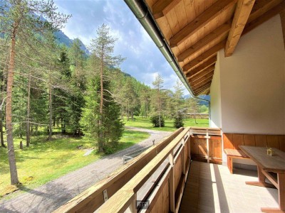 226 Immobilien: Idyllische 4-Zi-Wohnung mit TG-AP im Gschnitztal