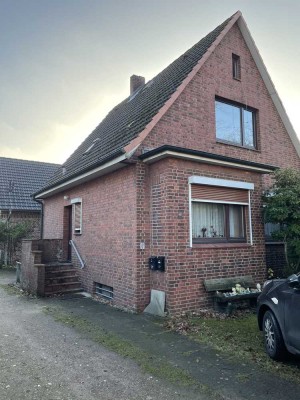 Charmantes Einfamilienhaus mit Einliegerwohnung in Norderstedt