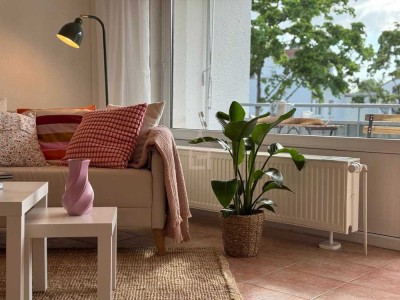 Ankommen und Ausruhen! Traumhaftes helles Apartment mit Balkon und Gartenblick in ruhiger Lage!