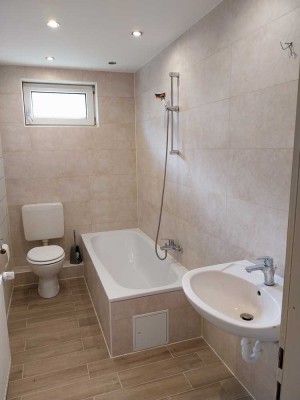 Ansprechende 3-Zimmer-Wohnung in Northeim in älterem  4 Fam. -Haus sofort beziehbar.
