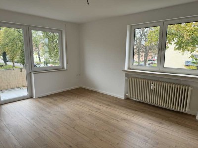 Gepflegte und geräumige 3-Zimmer Wohnung mit Balkon, gute Lage, sofort frei !