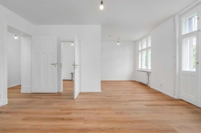Frisch sanierte 2-Zimmer-Wohnung mit Balkon in Toplage von Hennigsdorf - Erstbezug